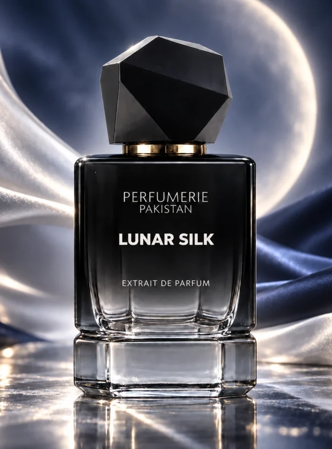 Lunar Silk extrait de parfum by Perfumerie Pakistan